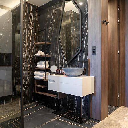Theatre Hotel ออลอโมตซ์ ภายนอก รูปภาพ