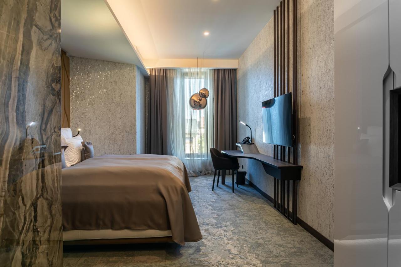 Theatre Hotel ออลอโมตซ์ ภายนอก รูปภาพ